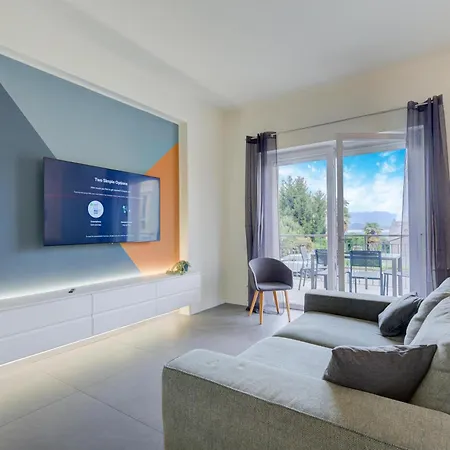 Suono Del 100m From - Happy مييْنا