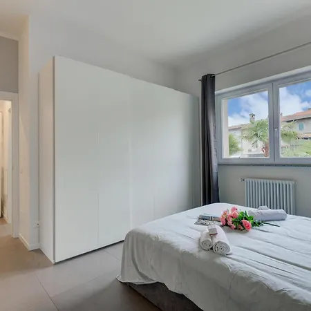 Suono Del 100m From - Happy *