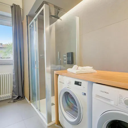 Suono Del 100m From - Happy Apartman *