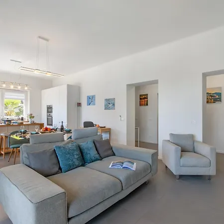 Lejlighed Suono Del Lago, Ac 50 Mt From And View Terrace - Happy Meina