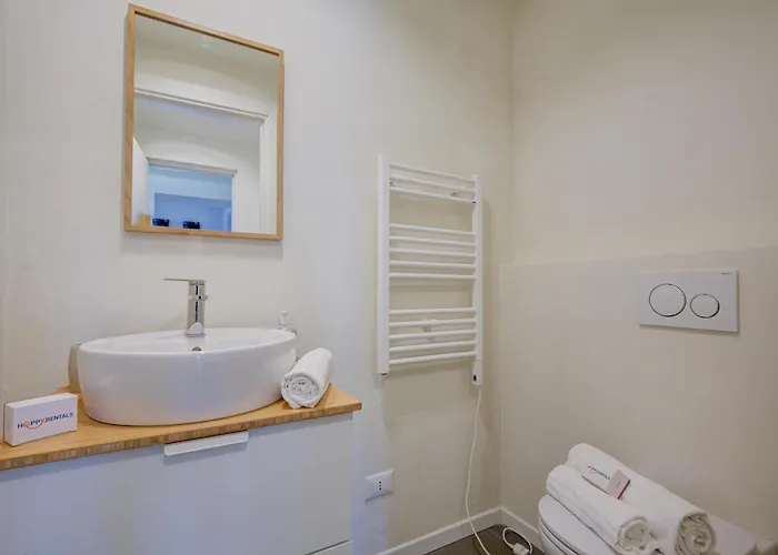 Suono Del 100m From - Happy 메이나